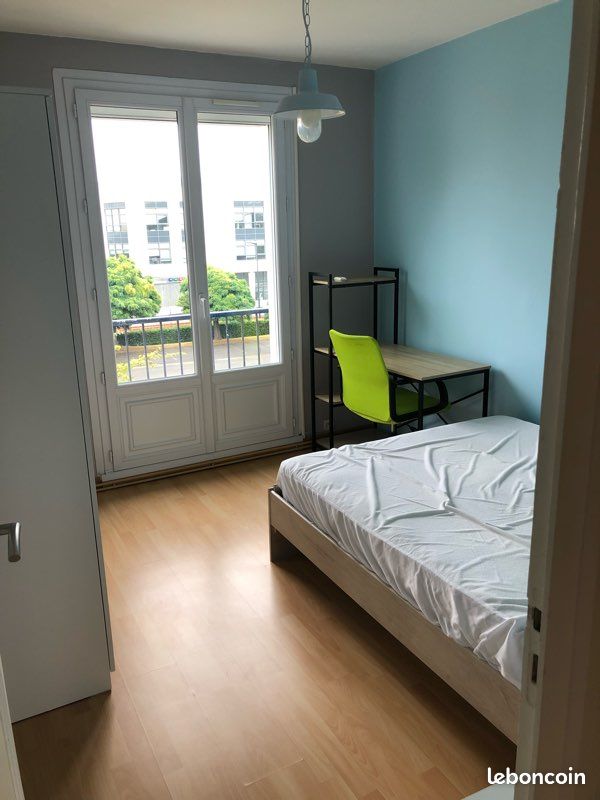 Appartement 4 pièces 68 m² · à Angers · 68 m² · 450 €