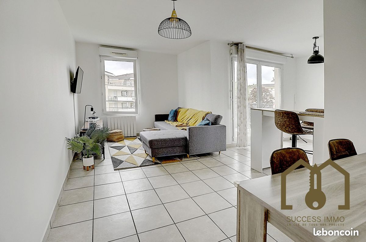 Appartement 4 pièces 76 m² · à Vaulx-en-Velin · 76 m² · 170 000 €