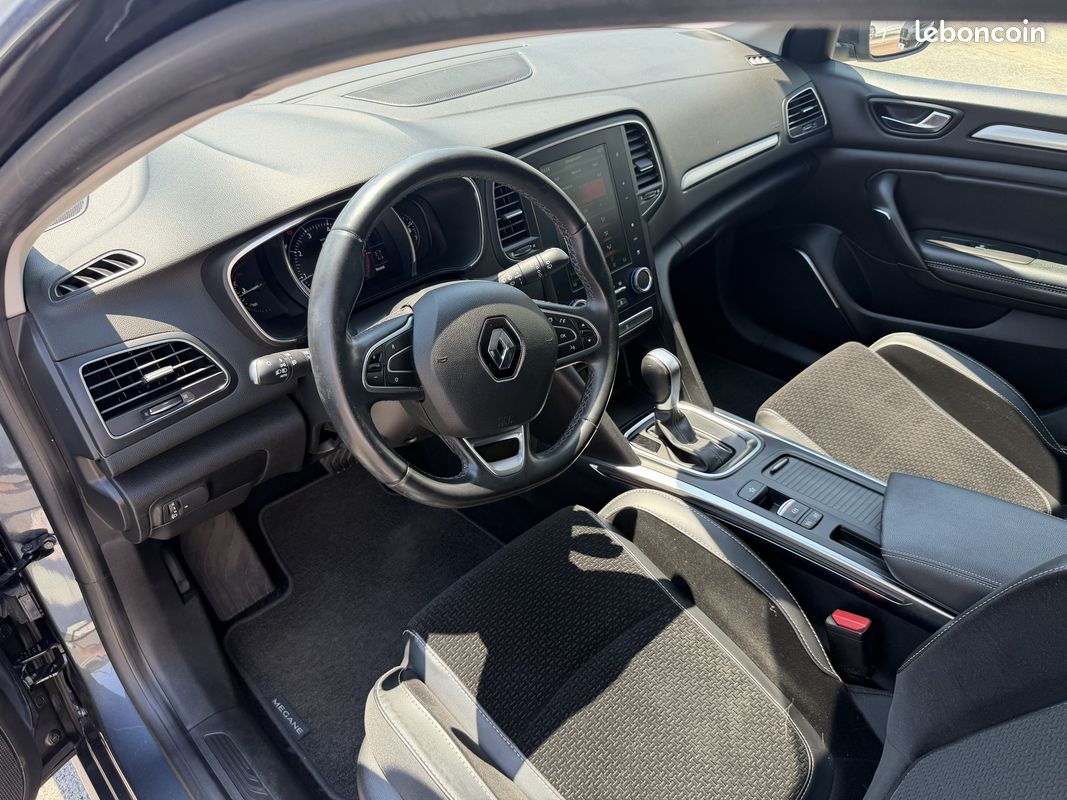 Megane 1.3 TCe 140ch FAP Intens EDC (image 4)