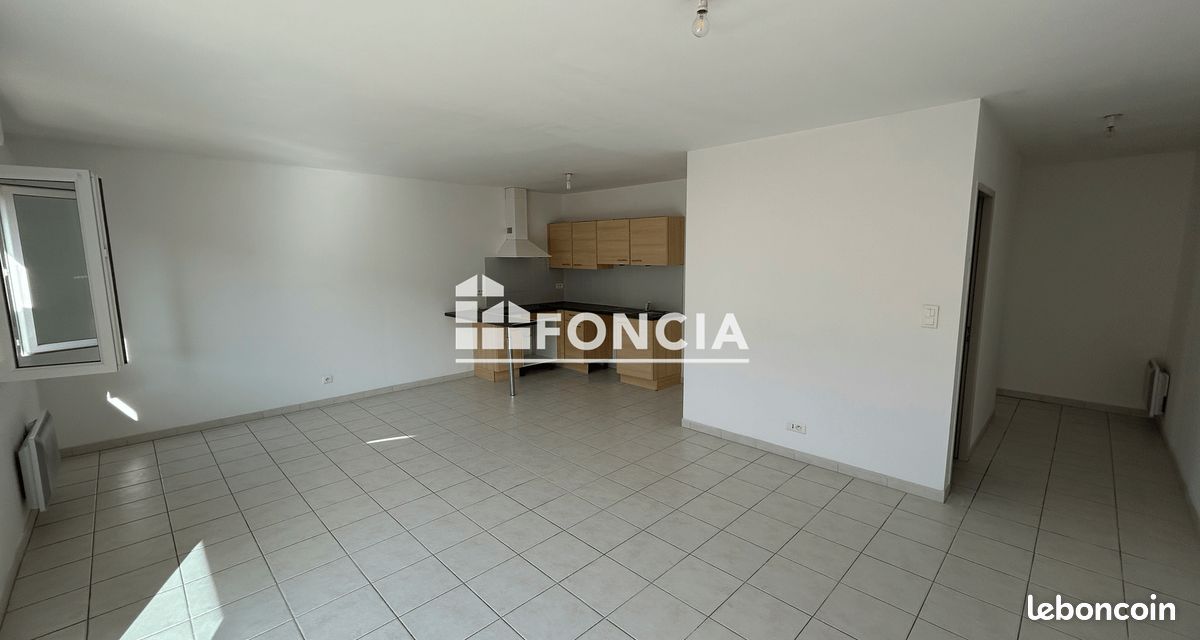 Appartement 3 pièces 71 m² · à Carpentras · 71 m² · 140 000 €