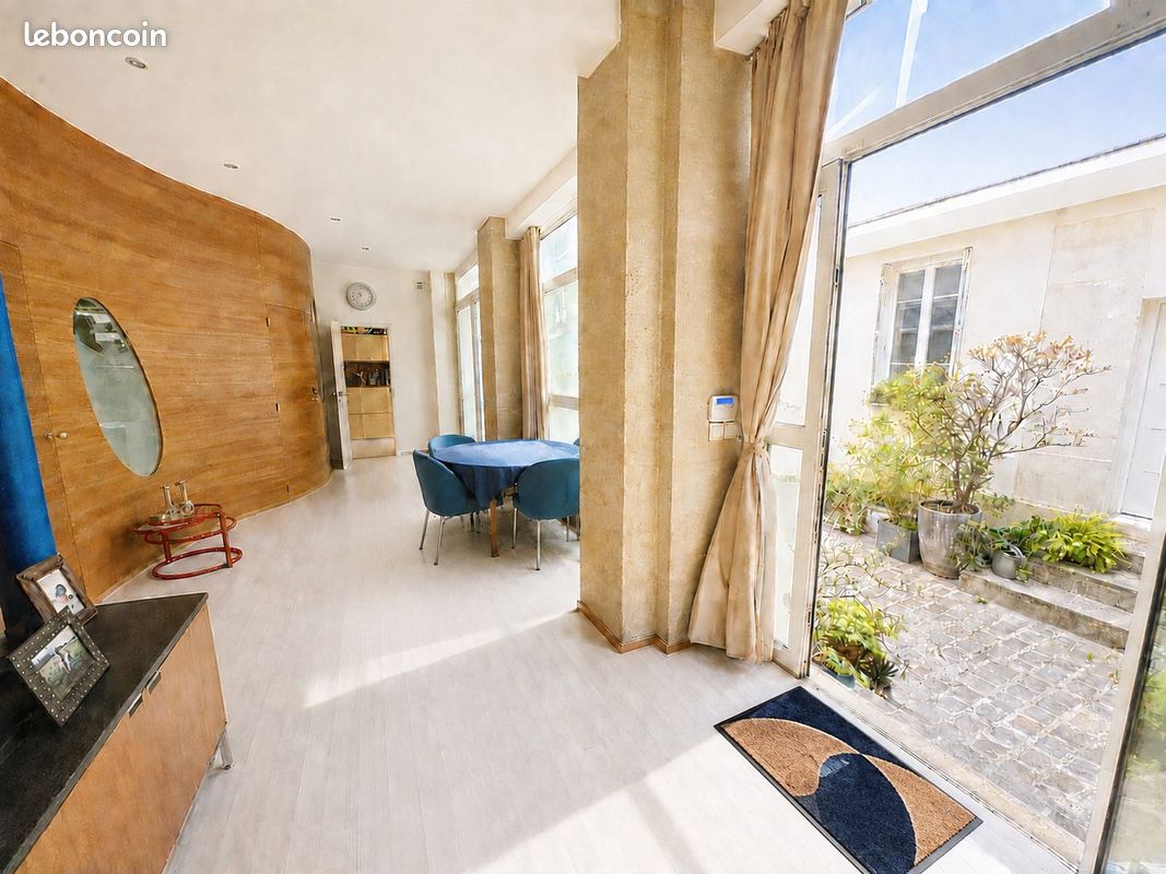 Appartement 3 pièces 131 m² · à Paris · 131 m² · 999 000 €