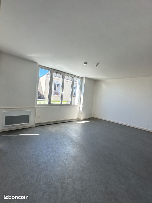 Appartement 2 pièces 36 m² · à Écommoy · 36 m² · 480 €/mois