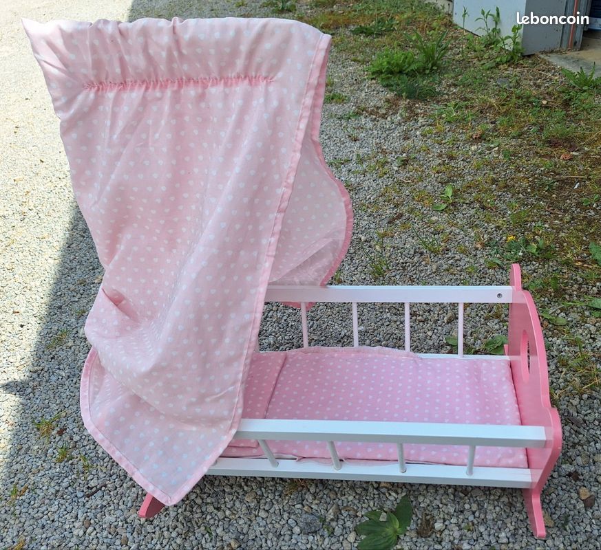 Ensemble mobilier bébé (image 1)