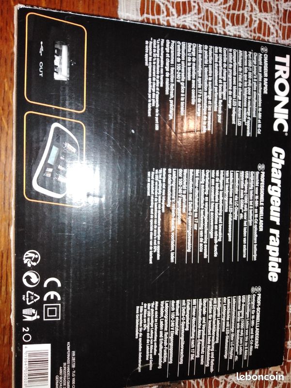 Chargeur rapide 8 piles (image 2)