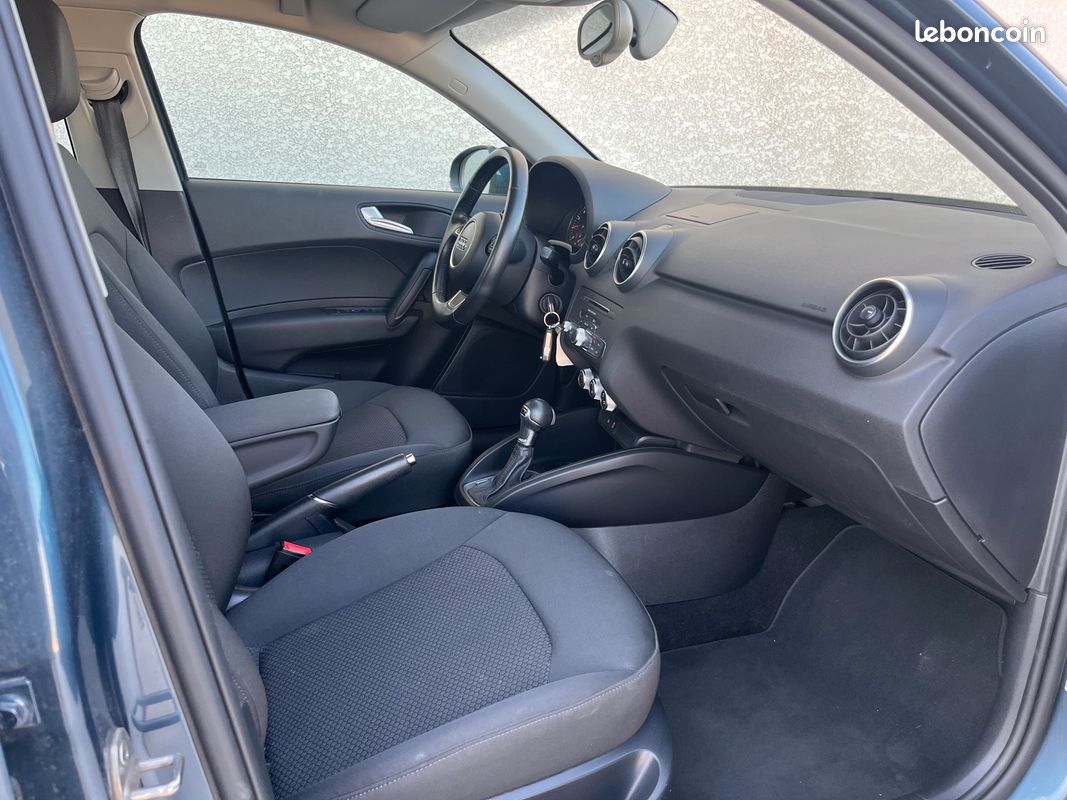 A1 Sportback tfsi 95cv ultra business line S-tronic 7 1ère Main / Garantie 12 Mois (image 6)