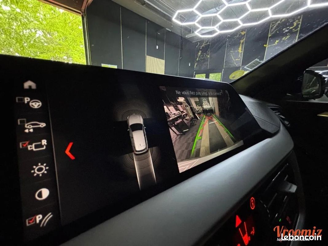 Bmw Serie 1 1.5 116 D 115 cv LOUNGE DKG-7 I CARPLAY - CAMERA DE RECUL (image 21)