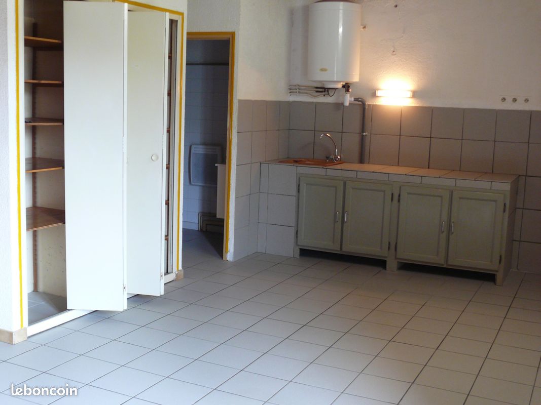 Appartement 1 pièce 29 m² · à Carcassonne · 29 m² · 265 €