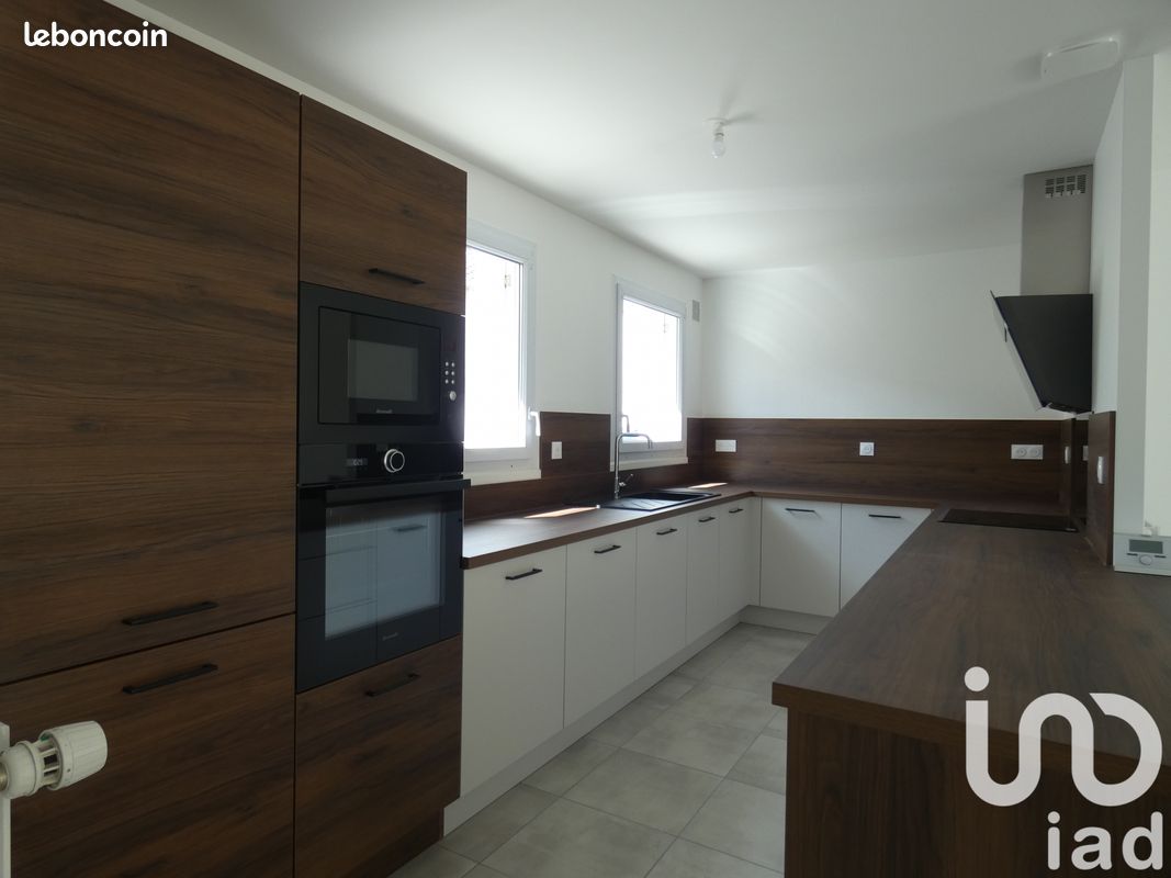 Maison 6 pièces 125 m² - Niort 79000 (image principale 1)