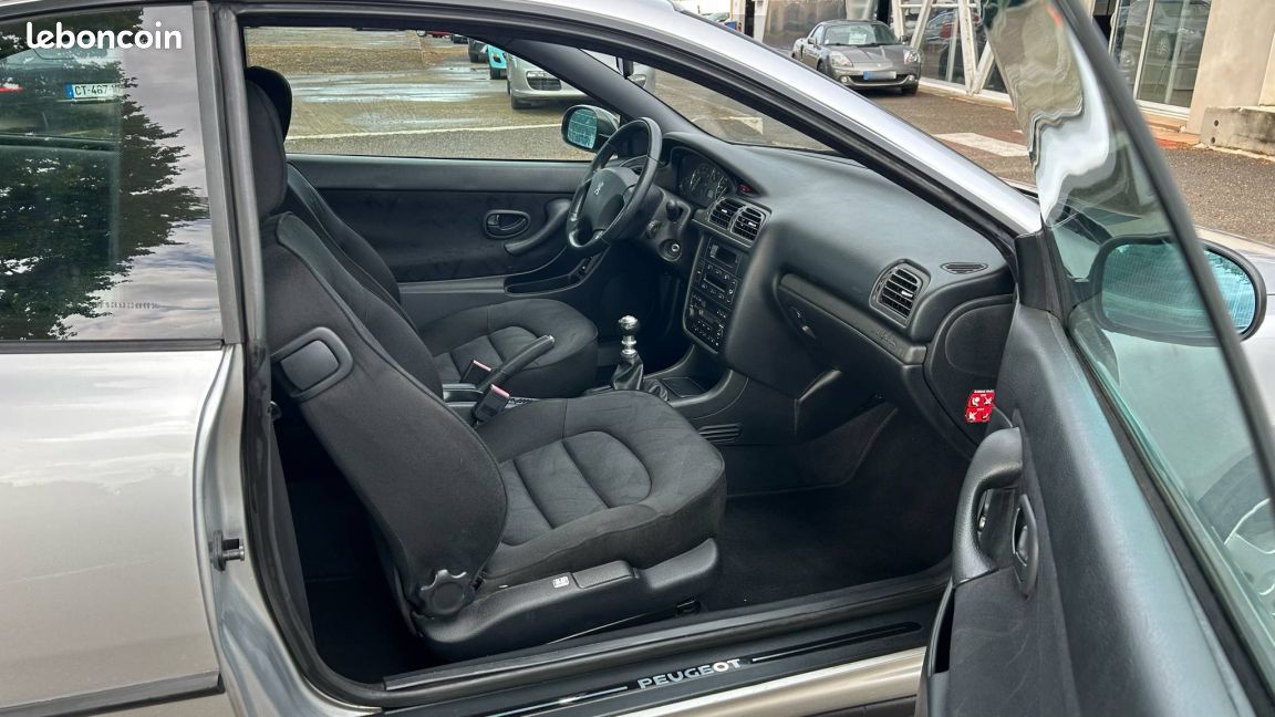 Peugeot 406 Coupé 3.0 V6 210cv (image 9)