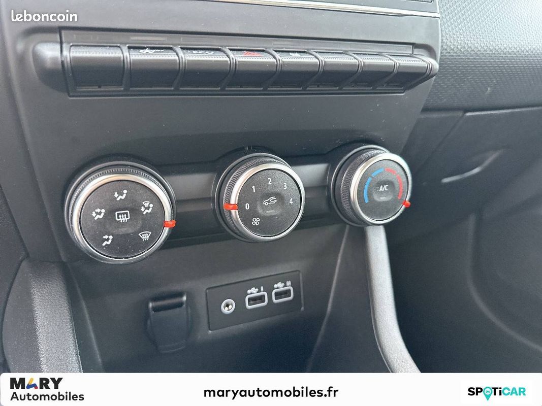 RENAULT Clio TCe 90 Equilibre (image 15)