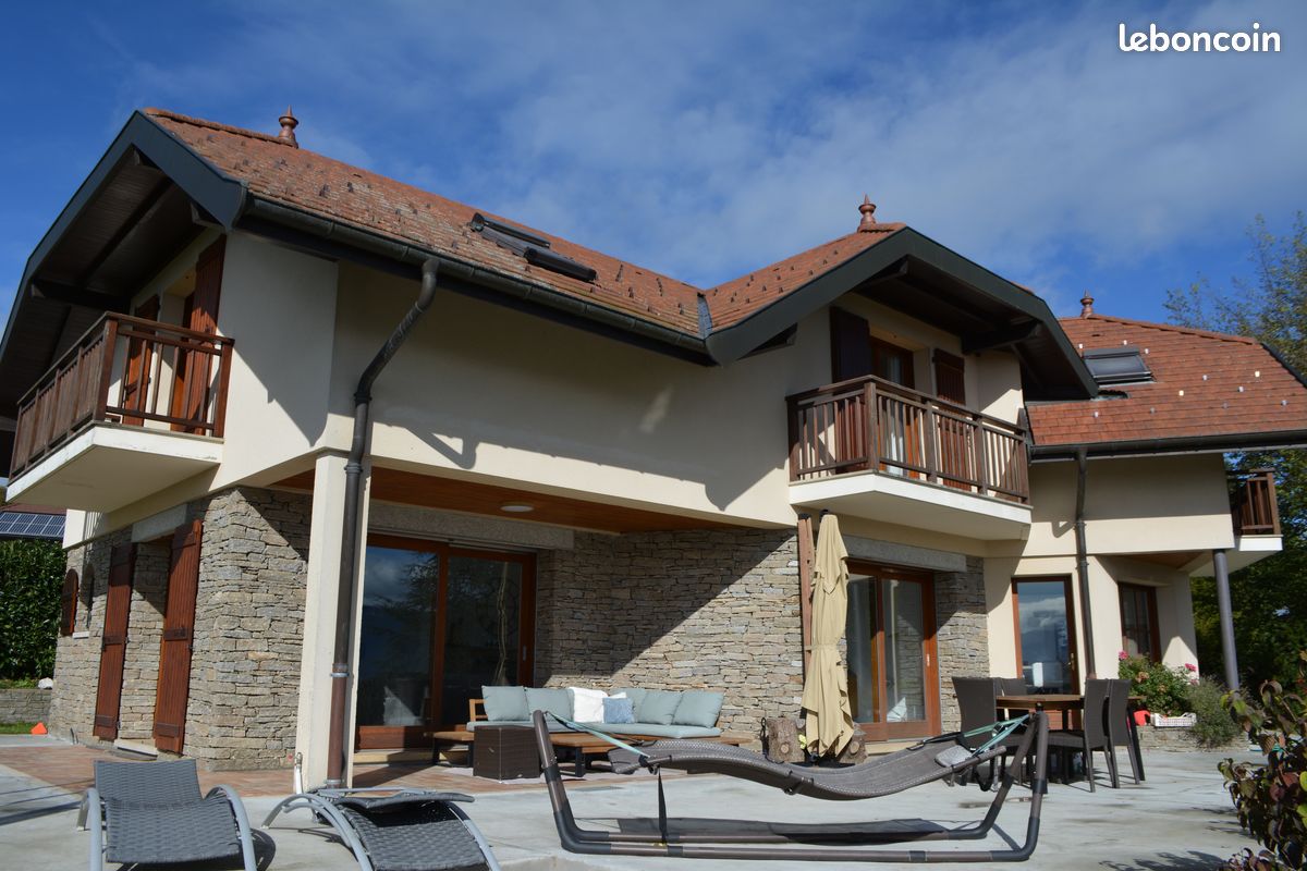 Maison 8 pièces 212 m² · à Annecy · 212 m² · 1 475 000 €