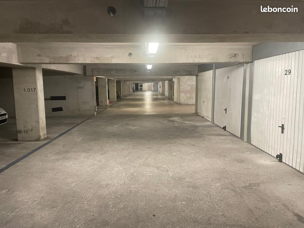 Parking 25 m² · à Marseille · 25 m² · 30 000 €