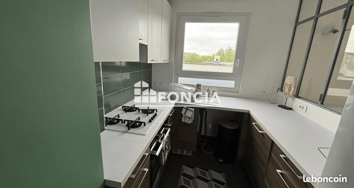 Appartement 3 pièces 56 m² · à Issy-les-Moulineaux · 56 m² · 1 601 €/mois