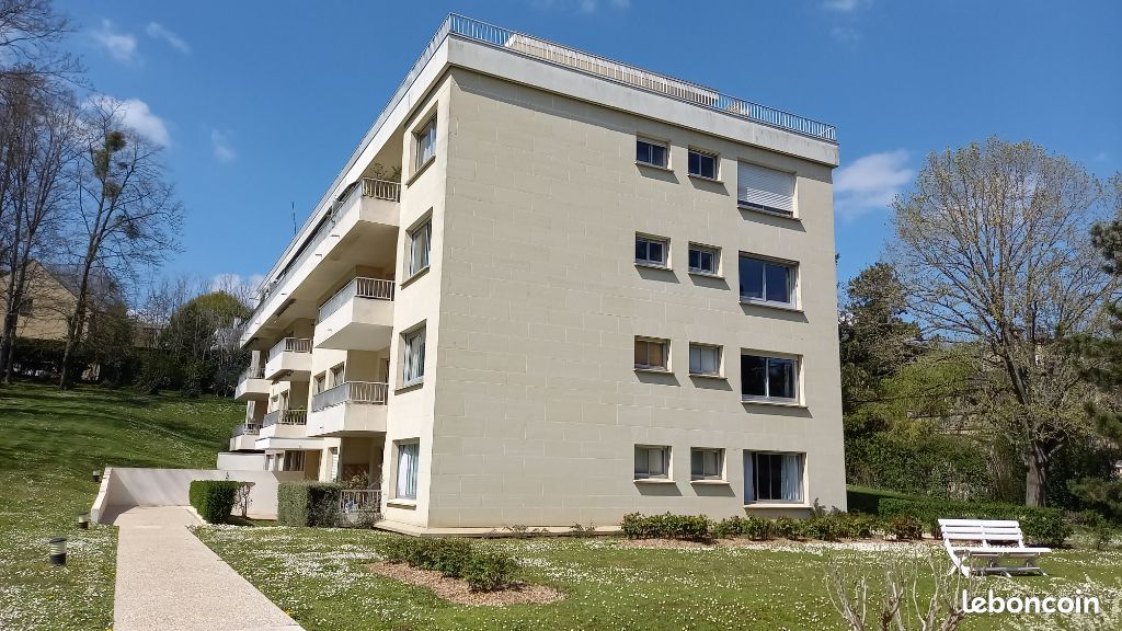 Appartement 1 pièce 19 m² · à Louveciennes · 19 m² · 595 €/mois