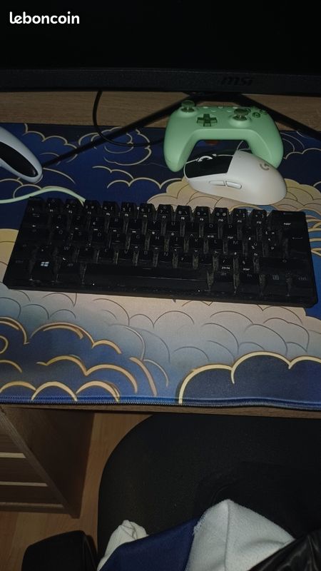 Clavier razer mecanique 60% (image 1)