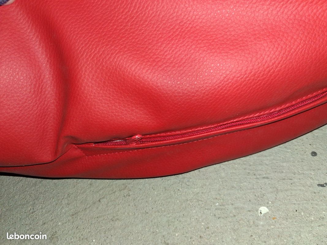POUF Poire Fauteuil rouge lavable (image 2)