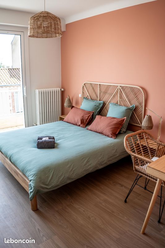 Location grand appartement 4 chambres - 8 personnes en plein cœur de La Roche Sur Yon (image 12)