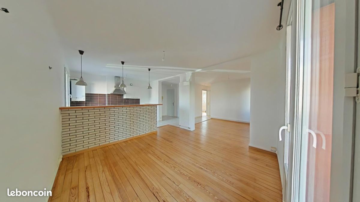 Appartement 3 pièces 64 m² · à Saint-Étienne · 64 m² · 630 €/mois
