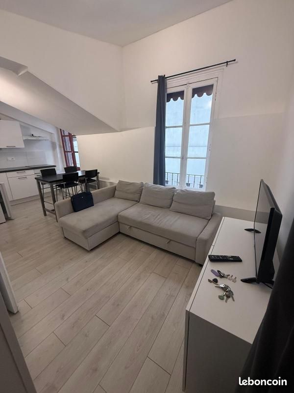 Appartement 2 pièces 27 m² · à Lyon · 27 m² · 832 €/mois