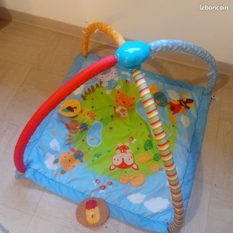 Tapis éveil bébé (image 1)