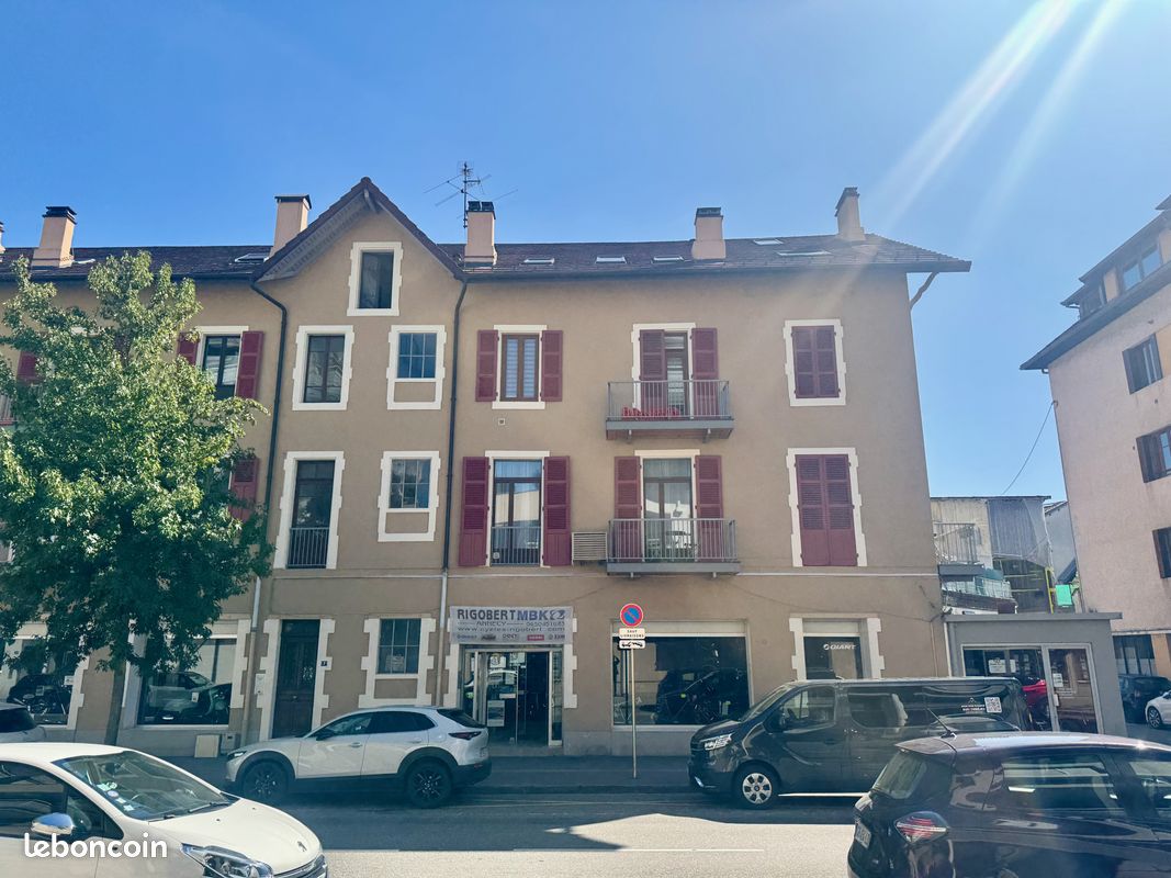 Appartement 2 pièces 44 m² · à Annecy · 44 m² · 255 000 €