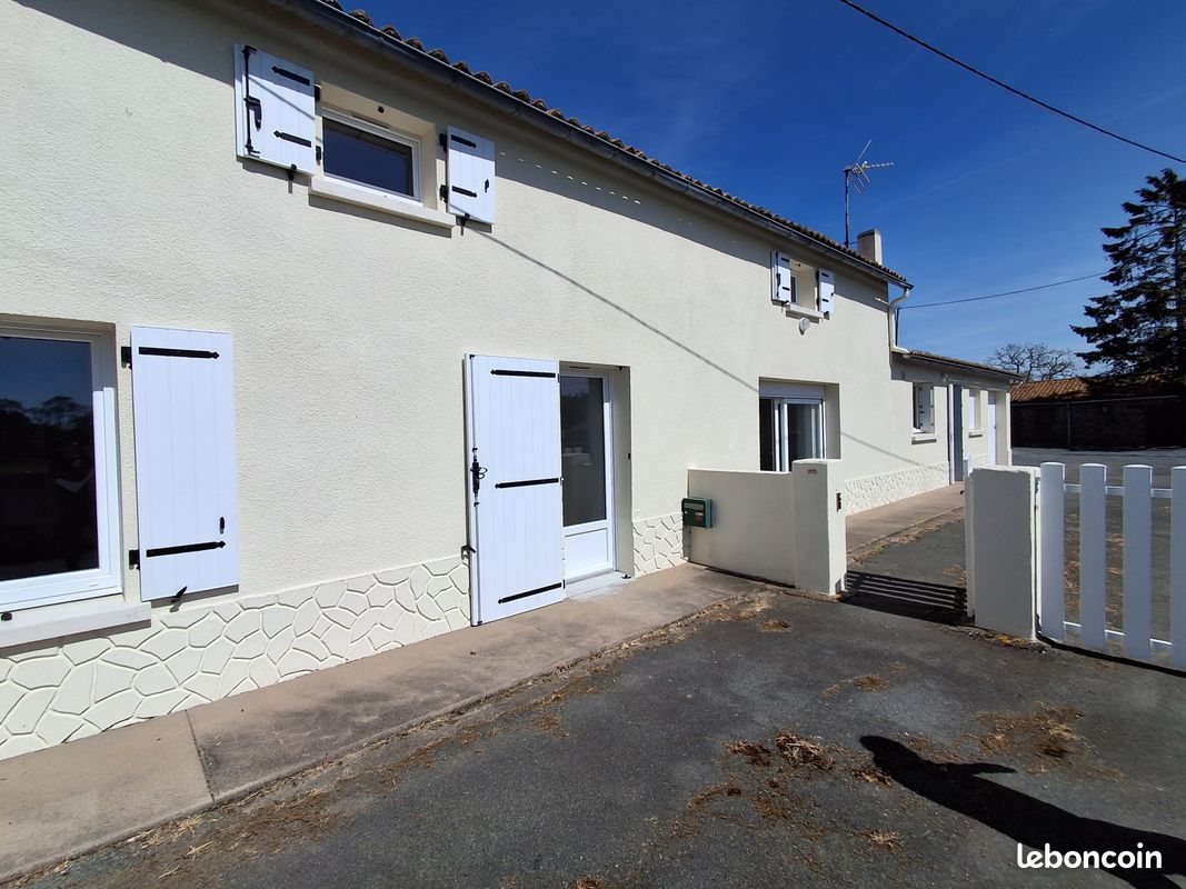 Maison 4 pièces 93 m² · à Bressuire · 93 m² · 650 €