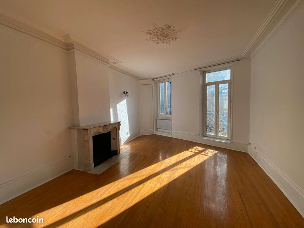 Appartement 3 pièces 75 m² · à Valence · 75 m² · 755 €