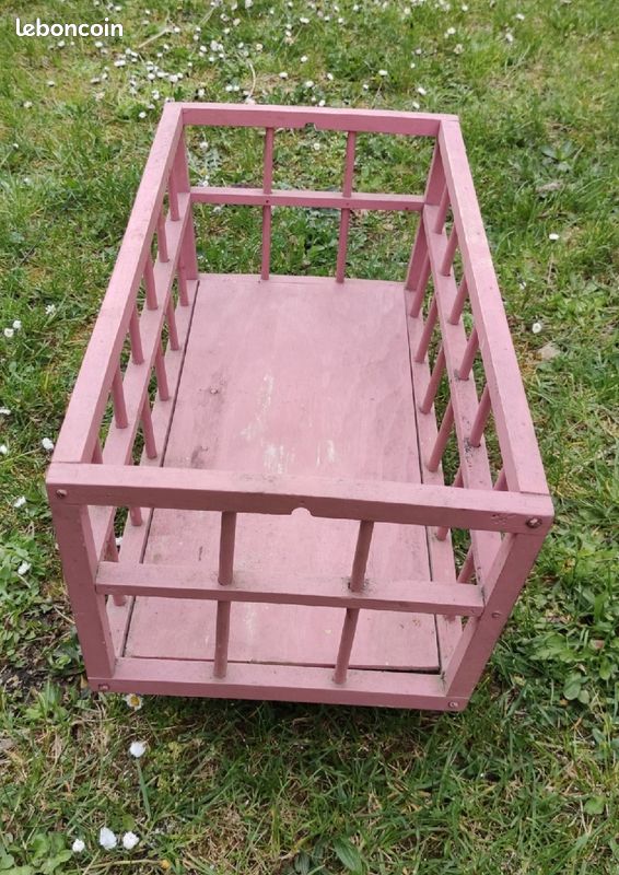 Coffre rose (image 1)