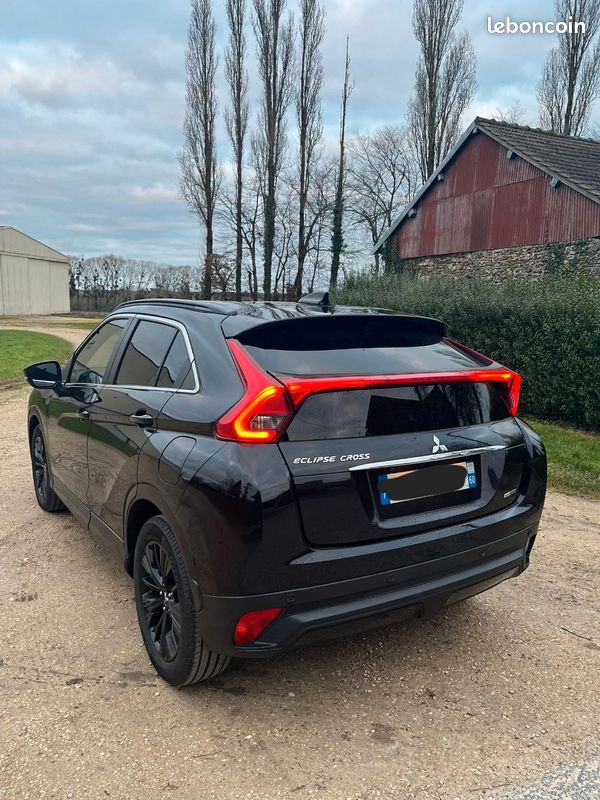 Mitsubishi Eclipse Cross 1.5 Mivec 163 Black Collection - Voitures