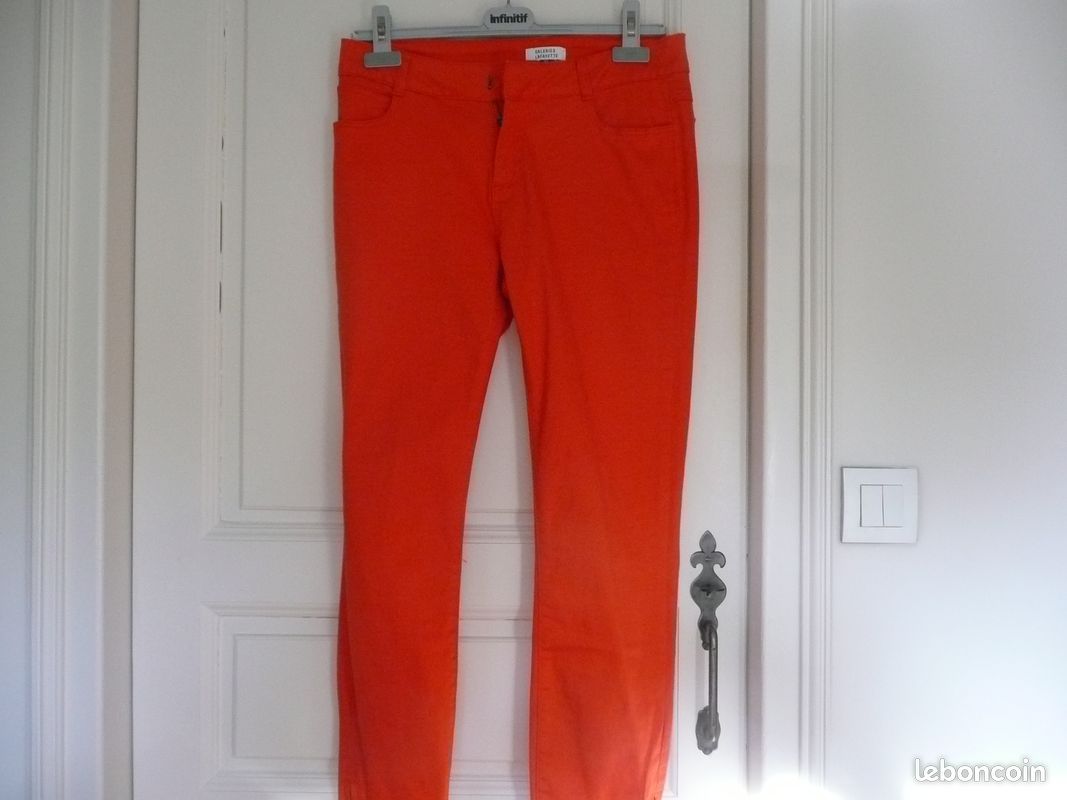 Jean femme Galeries Lafayette T40 - 12 Euros (image 1)