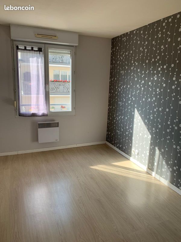 Appartement a louer noisy-le-grand - 3 pièce(s) - 59 m2 - Surfyn