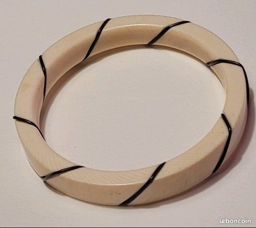 Bracelet Rigide Jonc Naturel Beige Vintage - Ancien, Patine Du Temps, Sans Défaut, Bijou Unique
