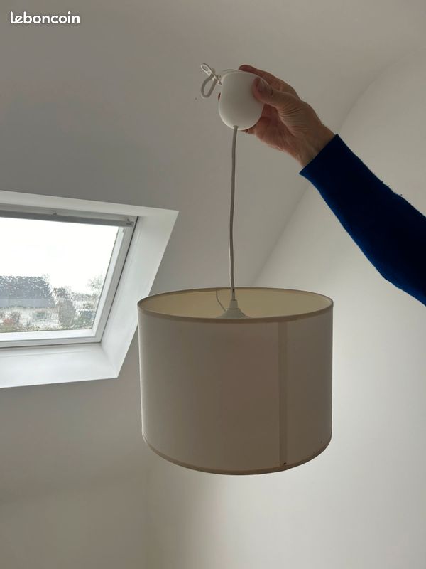 Suspension (image 1)
