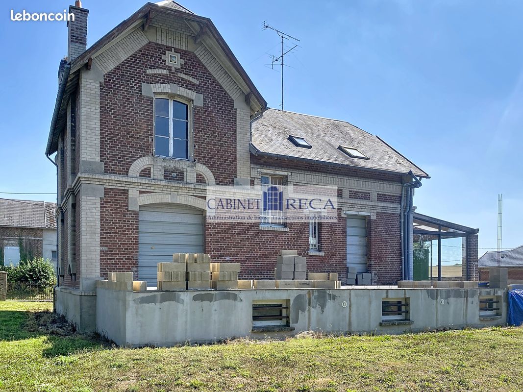 Maison 5 pièces 180 m² · à Saint-Quentin · 180 m² · 164 000 €