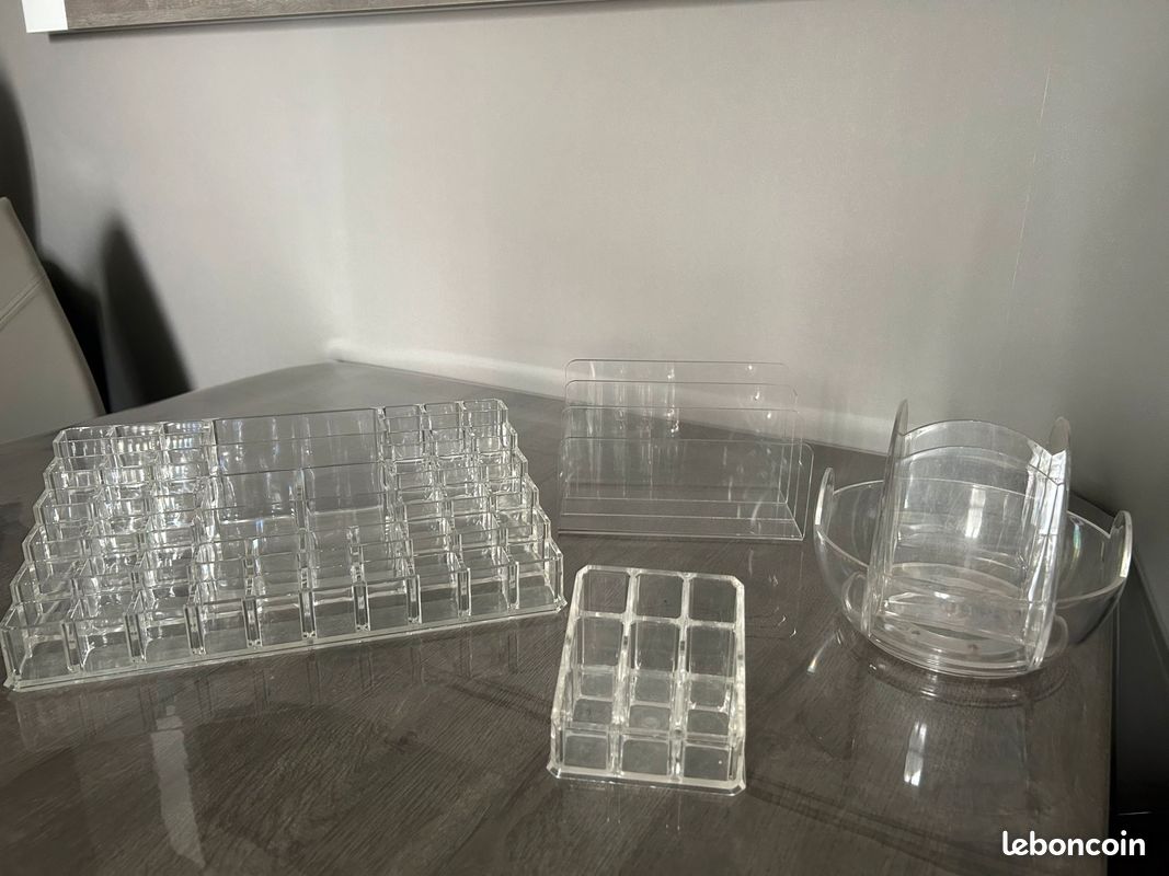 Lot rangements maquillage (image 2)