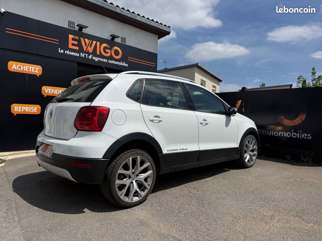 Volkswagen polo cross 1.4 tdi 90ch bluemotion technology apple carplay (image 17)