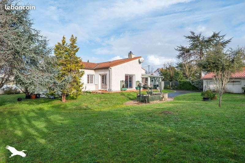 Maison 4 pièces 145 m² · à Marennes-Hiers-Brouage · 145 m² · 421 200 €
