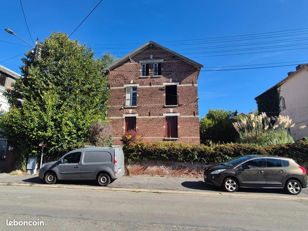 Immeuble 260 m² · à Auchel · 260 m² · 55 000 €