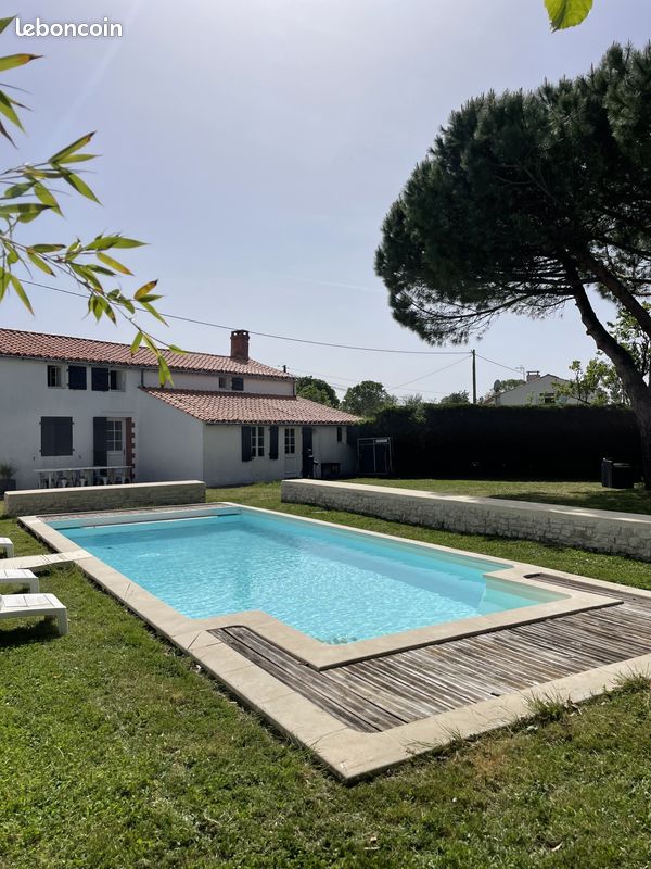Maison 6 pièces 160 m² · à Angles · 160 m² · 374 900 €
