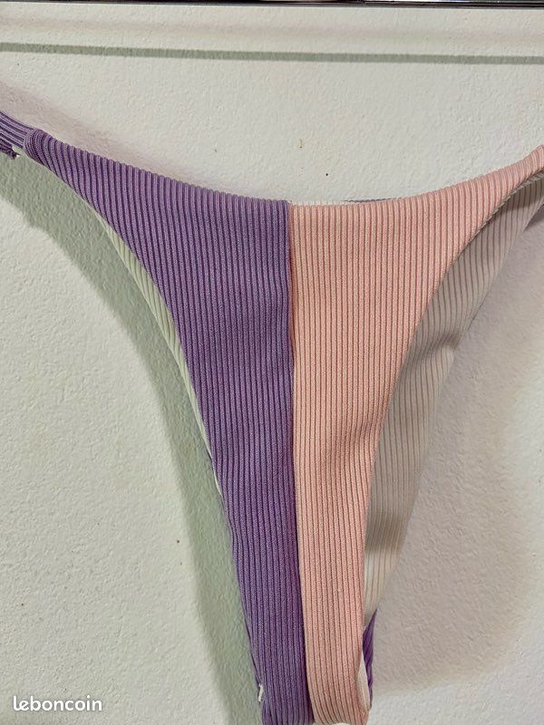 Bas de maillot bi color réversible 💜🩷🤍 (image 4)