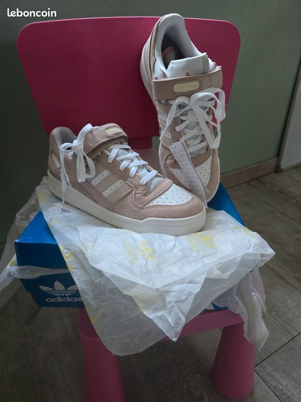 Basket Femme Adidas Forum Sneakers Femme Forum Low ADIDAS BLACKSTORE