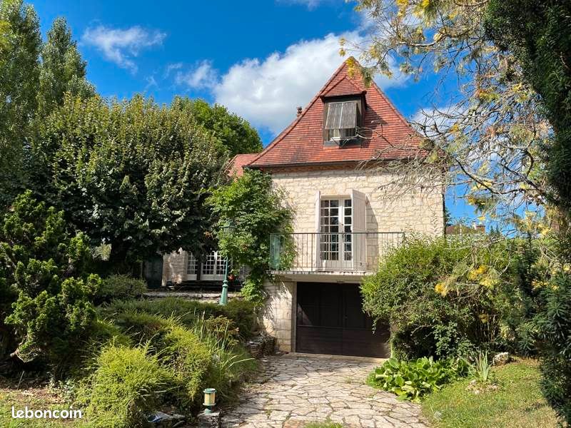 Maison 6 pièces 155 m² · à Souillac · 155 m² · 218 000 €