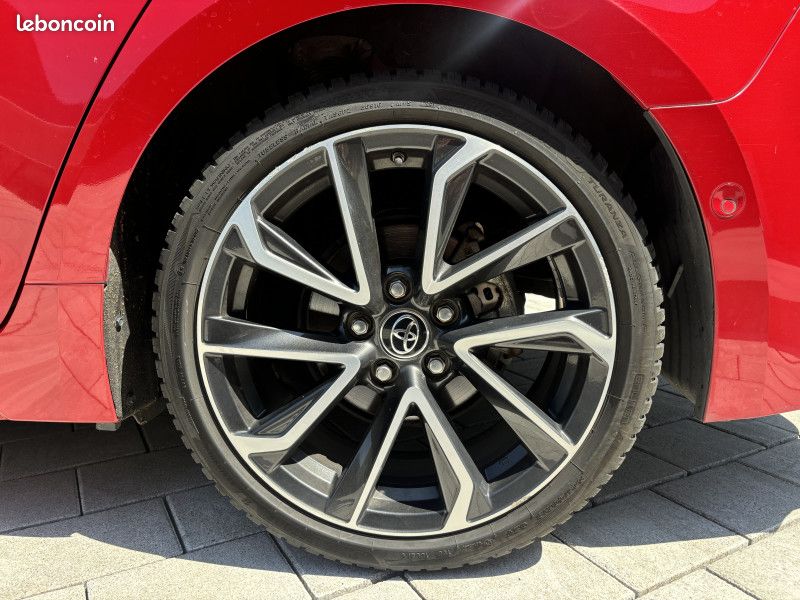 Toyota COROLLA TOURING SPT 184H GR SPORT MY21 184ch - JBL - SUIVI TOYOTA - GARANTIE (image 28)