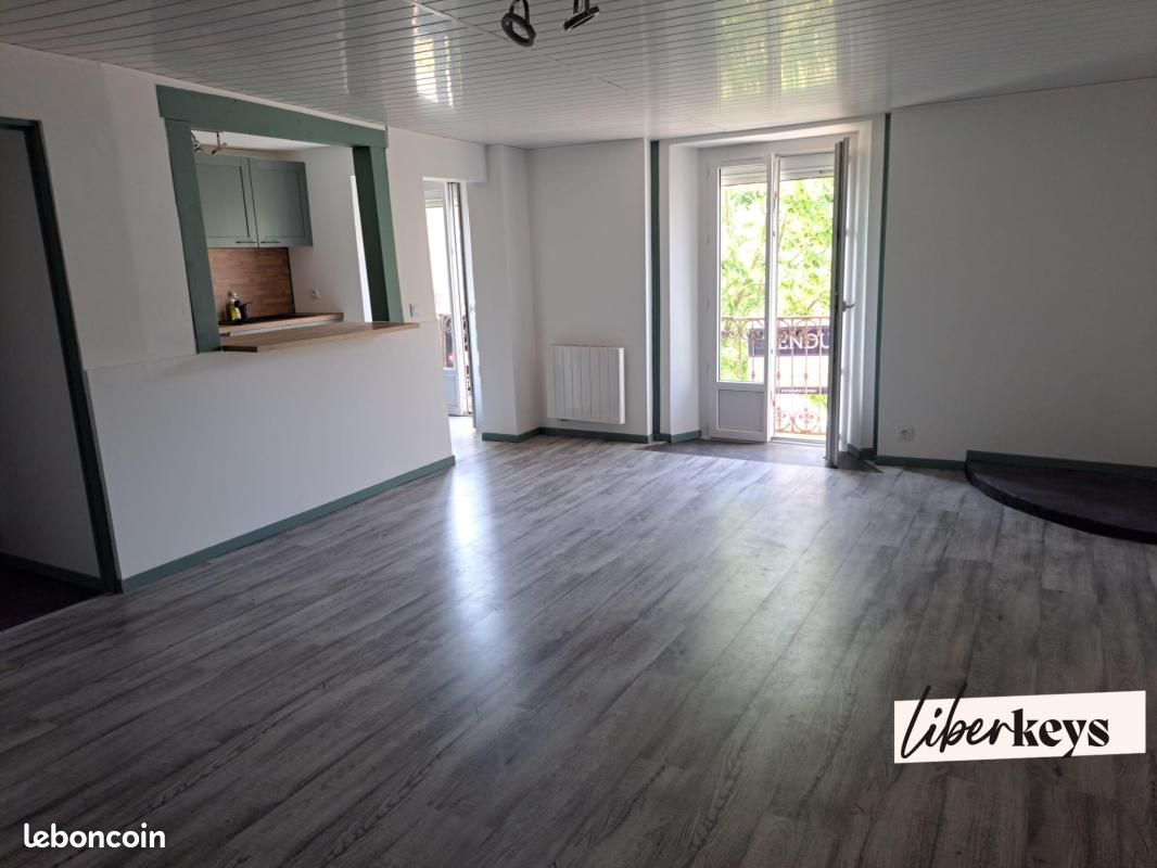 Appartement 5 pièces 101 m² · à Saint-Méen-le-Grand · 101 m² · 147 000 €