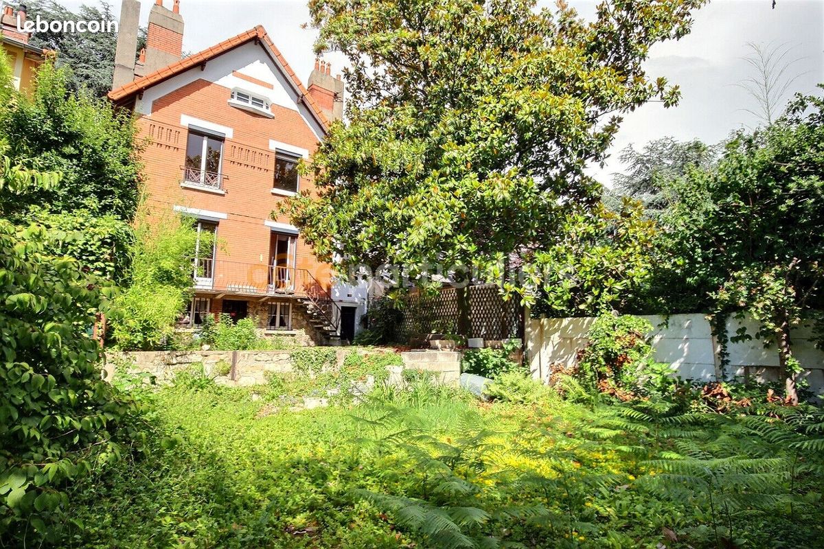 Maison 6 pièces 123 m² · à Châtillon · 123 m² · 980 000 €