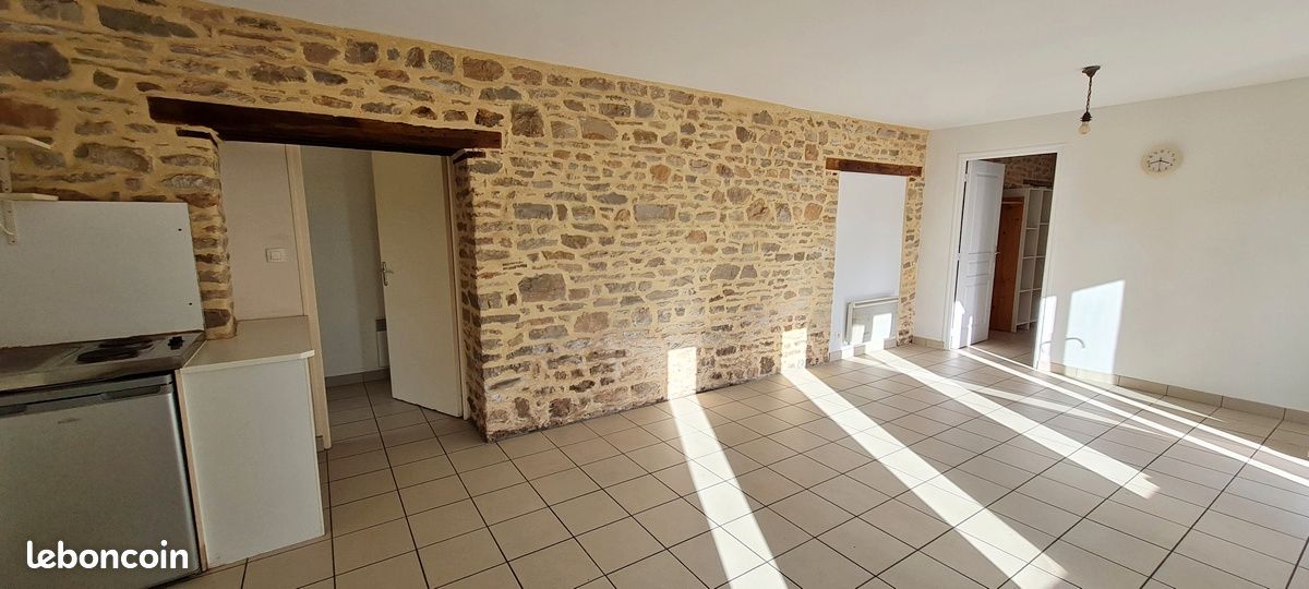 Appartement 2 pièces 41 m² · à Saint-Aubin-du-Cormier · 41 m² · 500 €/mois
