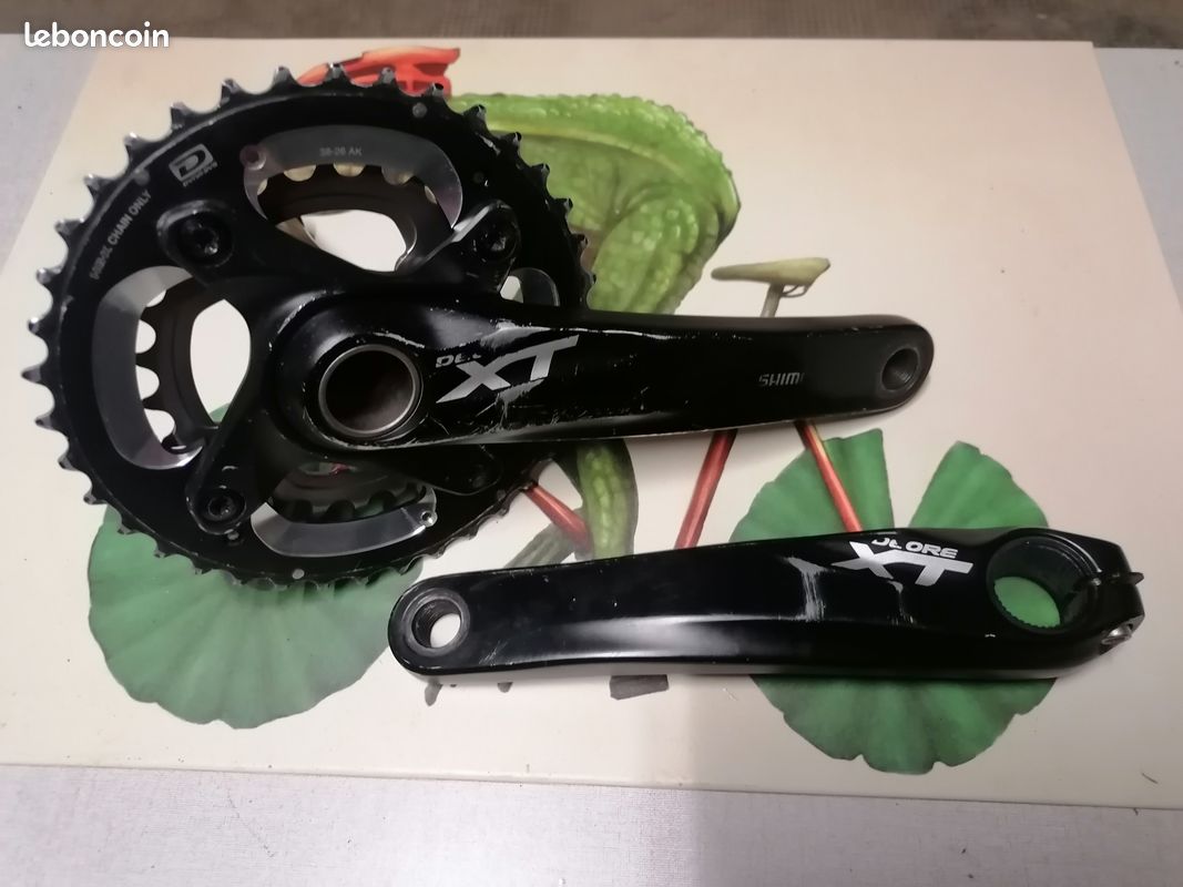 Boîtier de pédalier Shimano XT BB-UN71 - Le pignon