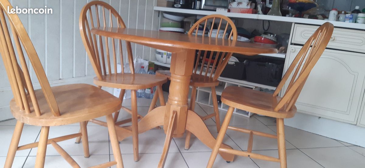 Table ronde ancienne (image 3)