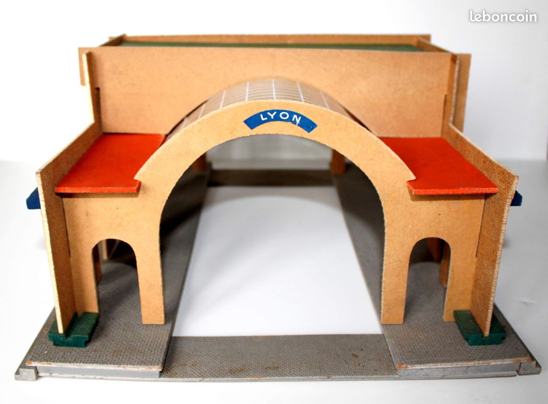 Hornby 1/43 o n°15 maquette grande gare demontable lyon diorama quai decor train (image 3)