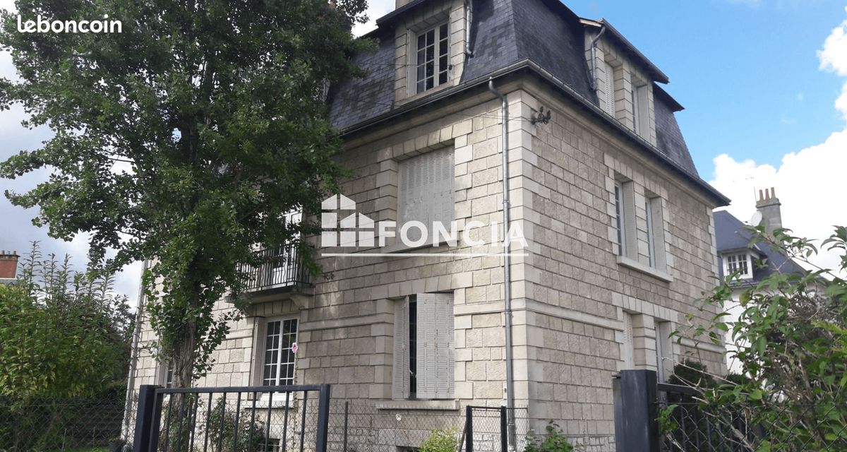 Appartement 4 pièces 96 m² · à Blois · 96 m² · 930 €/mois